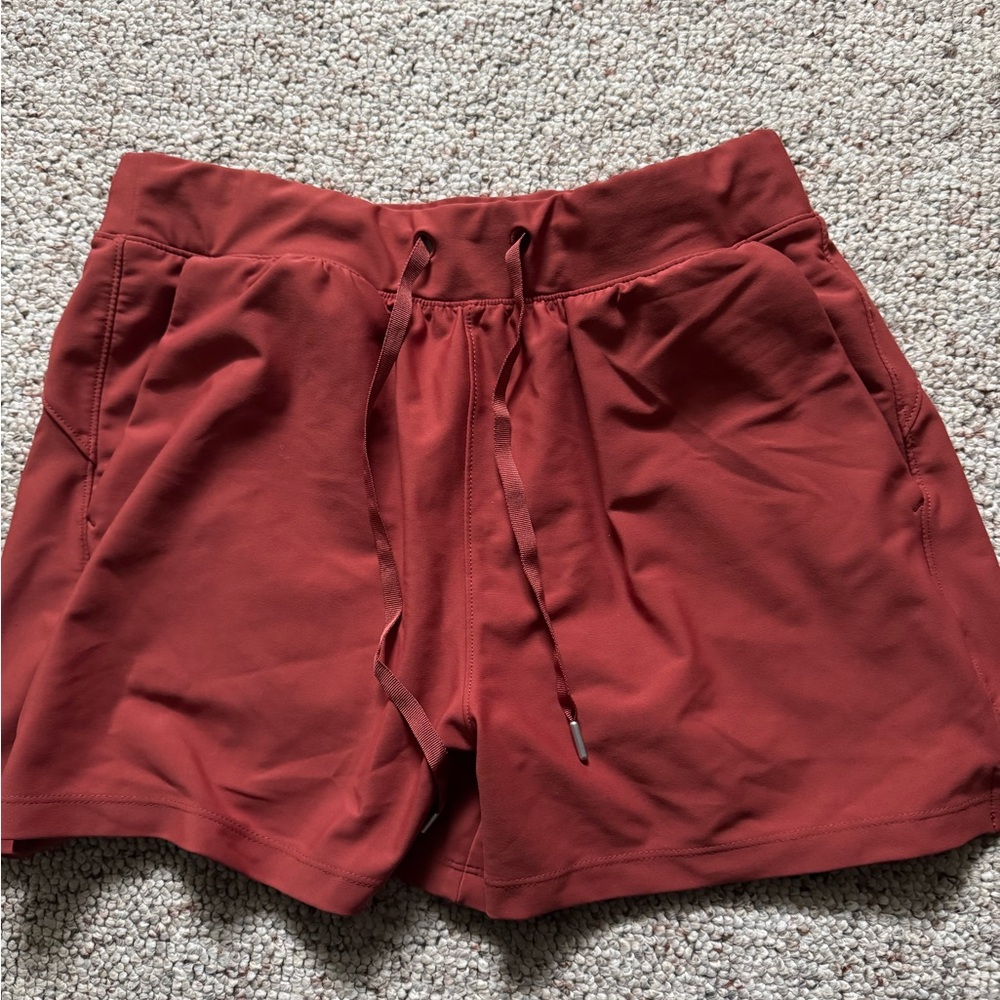 Old Navy Active Powersoft Shorts in Rich Burgundy